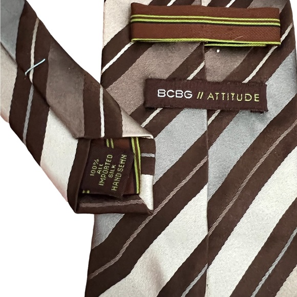 BCBG Attitude Hand Sewn Silk Tie Brown - Picture 3 of 3